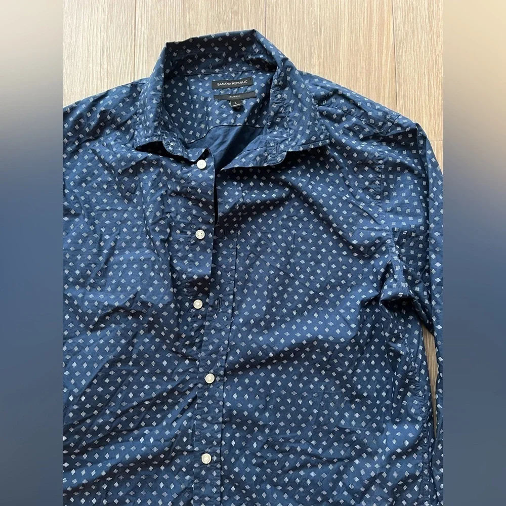 Banana Republic Blue Slim Fit Button Down Shirt Men’s Large